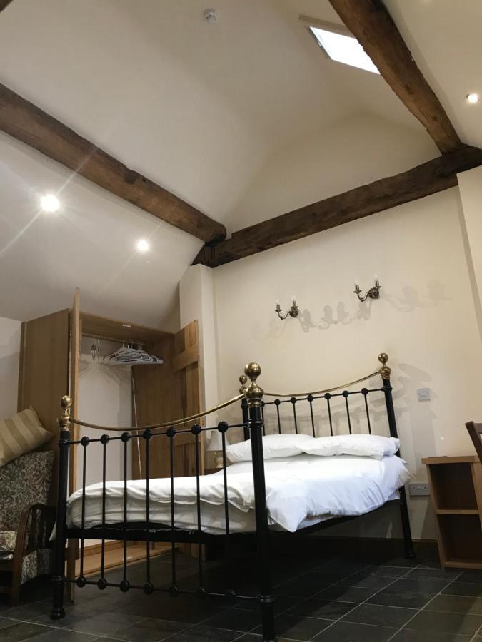 Nuneaton - Cottage - Sleeps 2 - Parking - Garden Exterior foto